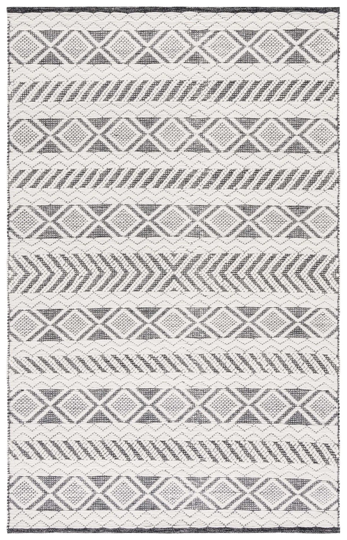 Safavieh Vermont 4'-0" x 6'-0" Rug in Ivory / Black
