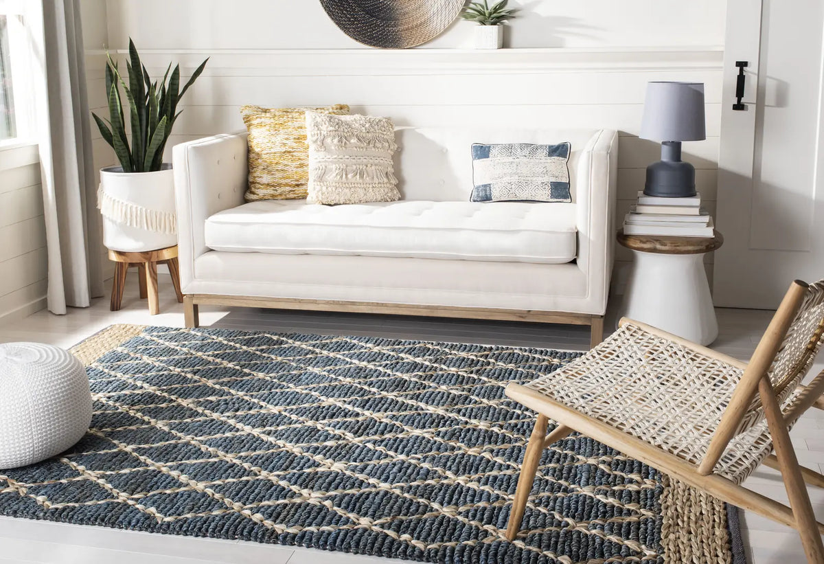 Safavieh Natural Fiber 4'-0" x 6'-0" Rug in Blue