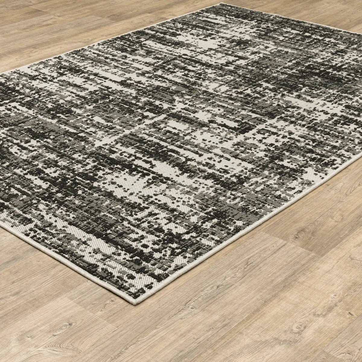 Oriental Weavers Torrey 531W1 Black/ Beige Rug - angle detail