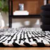 Safavieh Striped Kilim 4'-0" x 6'-0" Rug in Black / Ivory