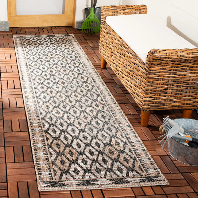 Safavieh Courtyard 2'-3" x 10'-0" Rug in Black / Natural