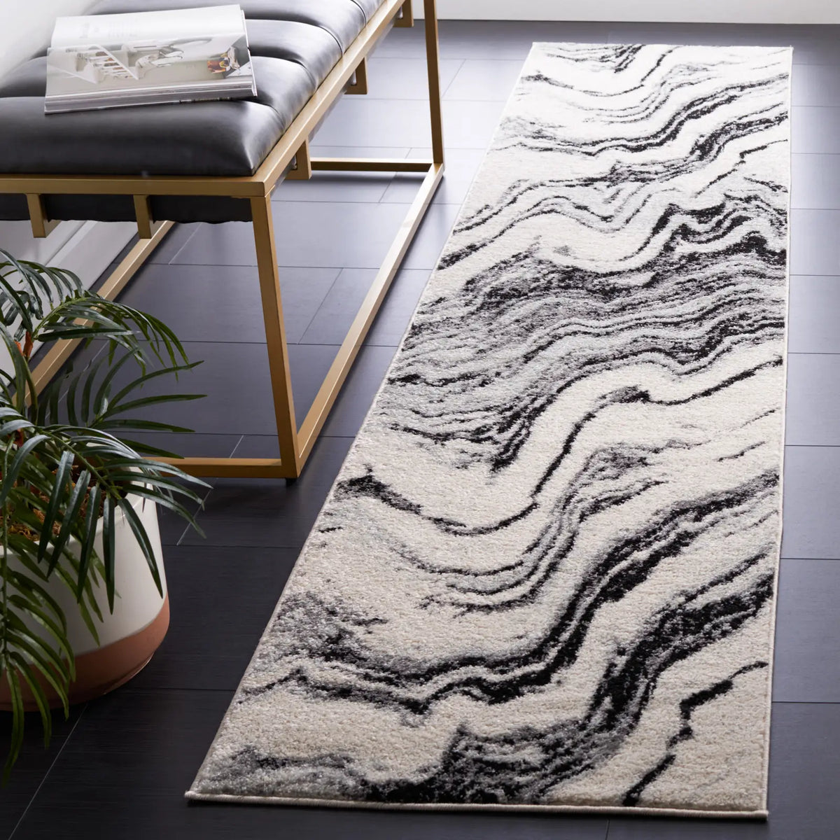 Safavieh Tulum 2'-0" x 9'-0" Rug in Ivory / Black
