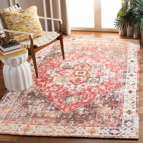 Safavieh Saffron 4'-0" x 6'-0" Rug in Ivory / Red