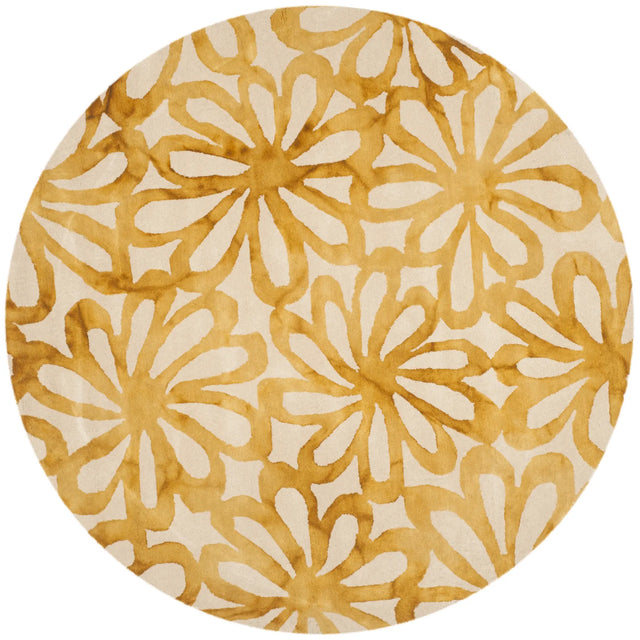 Safavieh Dip Dye 5'-0" x 5'-0" Rug in Beige / Gold