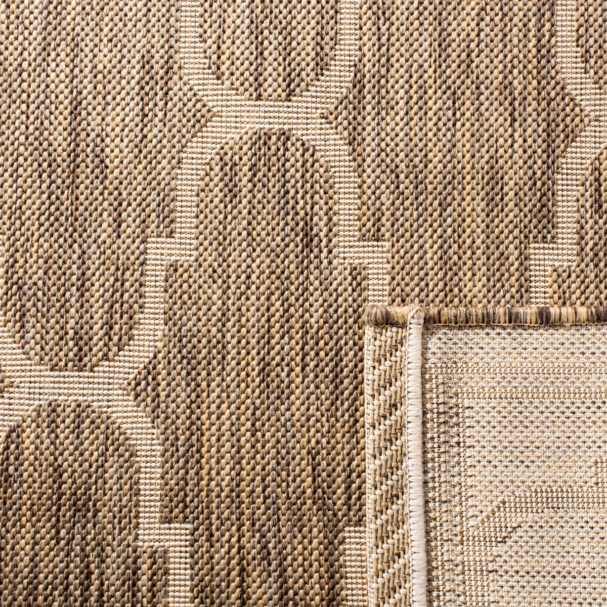 Safavieh Courtyard 4'-0" x 5'-7" Rug in Brown / Beige