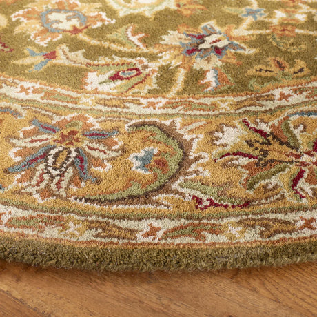 Safavieh Classic 5'-0" x 5'-0" Rug in Olive / Camel
