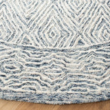 Safavieh Capri 7'-0" x 7'-0" Rug in Ivory / Blue
