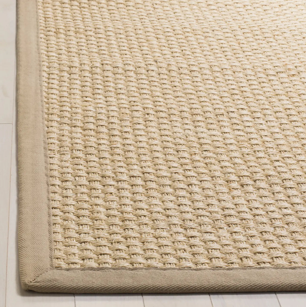 Safavieh Natural Fiber 4'-0" x 6'-0" Rug in Natural / Beige