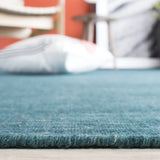 Safavieh Kilim 4'-0" x 6'-0" Rug in Dark Green
