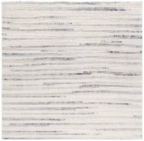 Safavieh Casablanca 6'-0" x 6'-0" Rug in Grey / Ivory