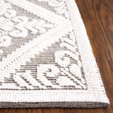 Safavieh Vermont 4'-0" x 6'-0" Rug in Ivory / Brown