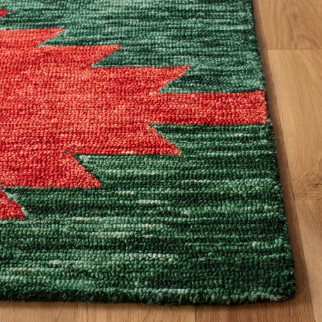 Safavieh Aspen 4'-0" x 6'-0" Rug in Green / Red