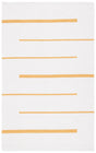 Safavieh Montauk 4'-0" x 6'-0" Rug in Ivory / Gold