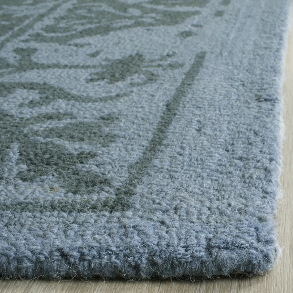 Safavieh Restoration Vintage 4'-0" x 6'-0" Rug in Blue