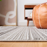 Safavieh Camden 4'-0" x 6'-0" Rug in Grey