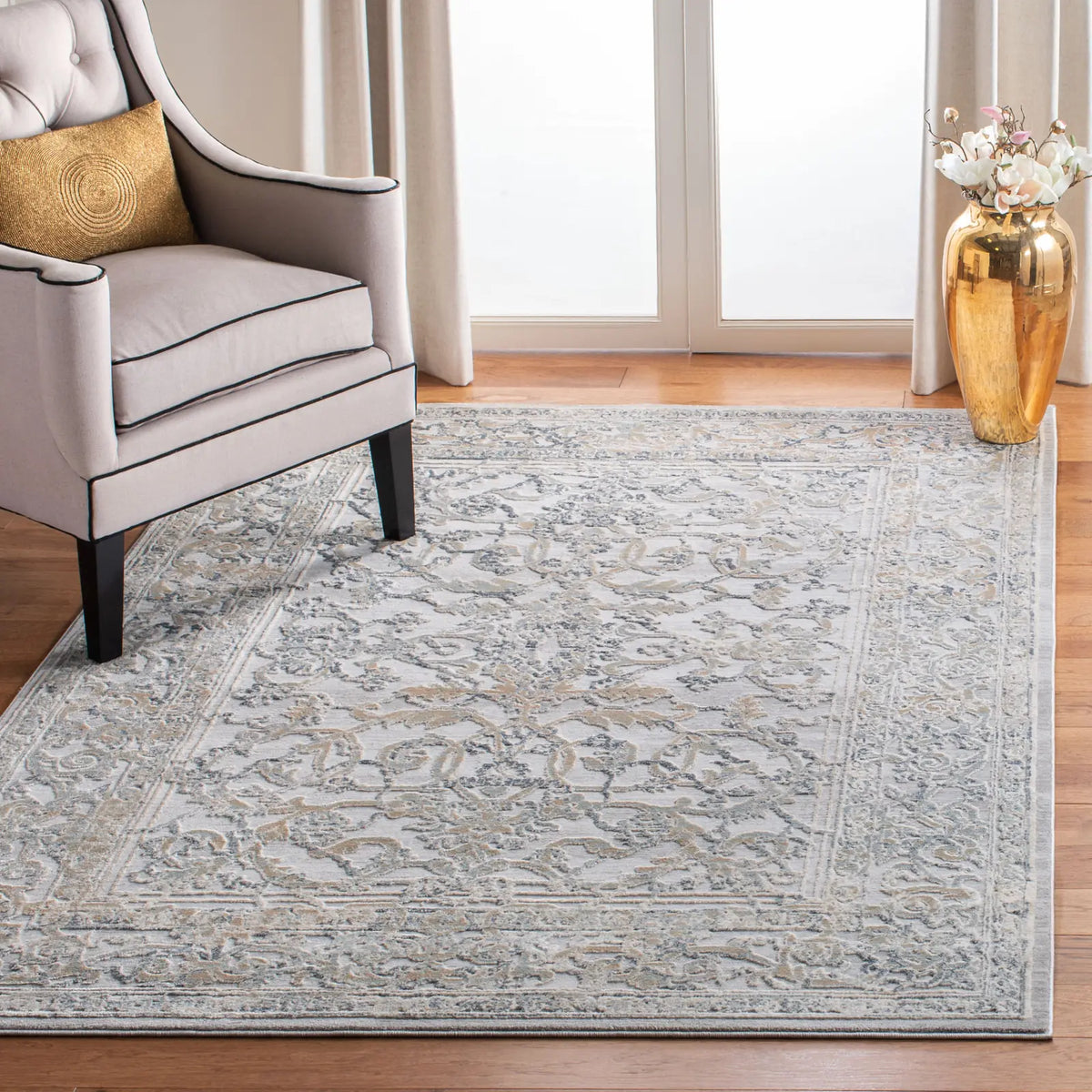 Safavieh Martha Stewart 4'-0" x 6'-0" Rug in Cream / Grey