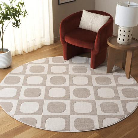 Safavieh Saylor 100 6'-3" x 6'-3" Rug in Beige / Ivory