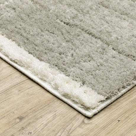 Oriental Weavers Verona 752G6 Grey/ Ivory Rug - corner detail