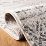 Safavieh Mercer 4'-0" x 6'-0" Rug in Ivory / Grey