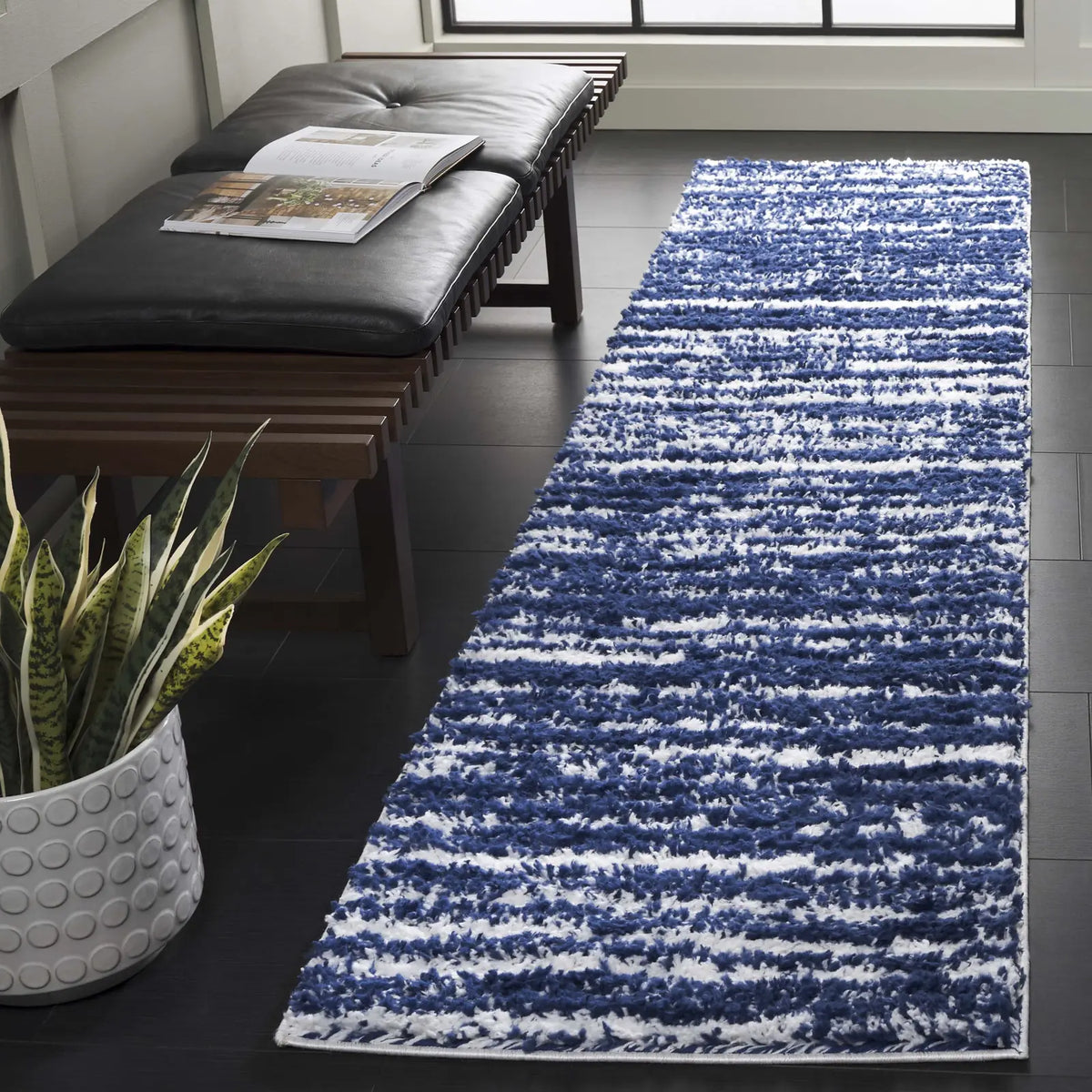 Safavieh Rumi Shag 2'-2" x 8'-0" Rug in Navy / Ivory