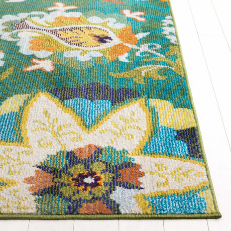 Safavieh Monaco 4'-0" x 6'-0" Rug in Green / Sage