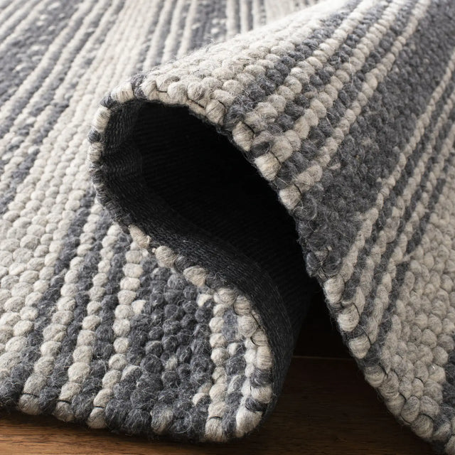 Safavieh Marbella 4'-0" x 6'-0" Rug in Grey / Chocolate