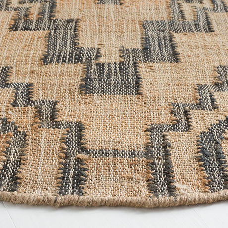 Safavieh Natural Fiber 6'-0" x 6'-0" Rug in Natural / Black