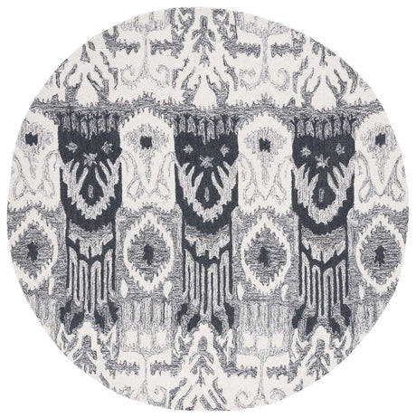 Safavieh Ikat 6'-0" x 6'-0" Rug in Ivory / Black