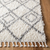Safavieh Moroccan Tassel Shag 5'-3" x 7'-6" Rug in Ivory / Light Grey