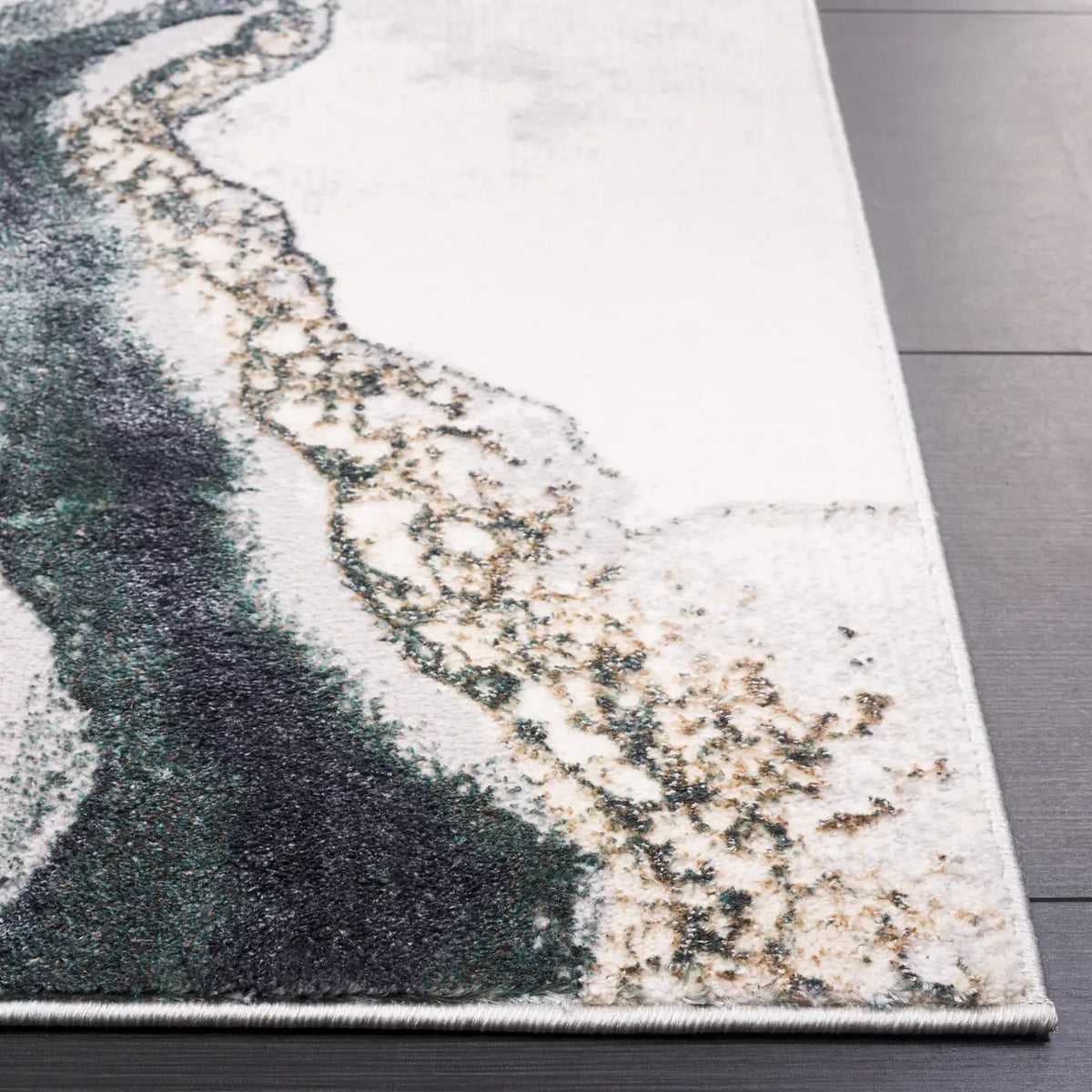 Safavieh Alenia 100 4'-0" x 6'-0" Rug in Grey / Blue