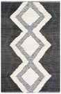 Safavieh Kenya 6'-0" x 9'-0" Rug in Ivory / Black