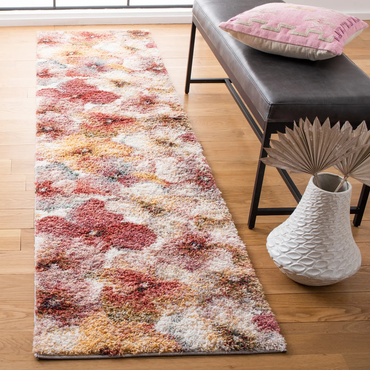 Safavieh Calista 2'-3" x 7'-0" Rug in Ivory / Rust
