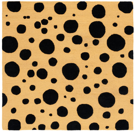 Safavieh Cambridge 6'-0" x 6'-0" Rug in Gold / Black