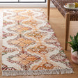 Safavieh Kilim 2'-3" x 7'-0" Rug in Ivory / Gold