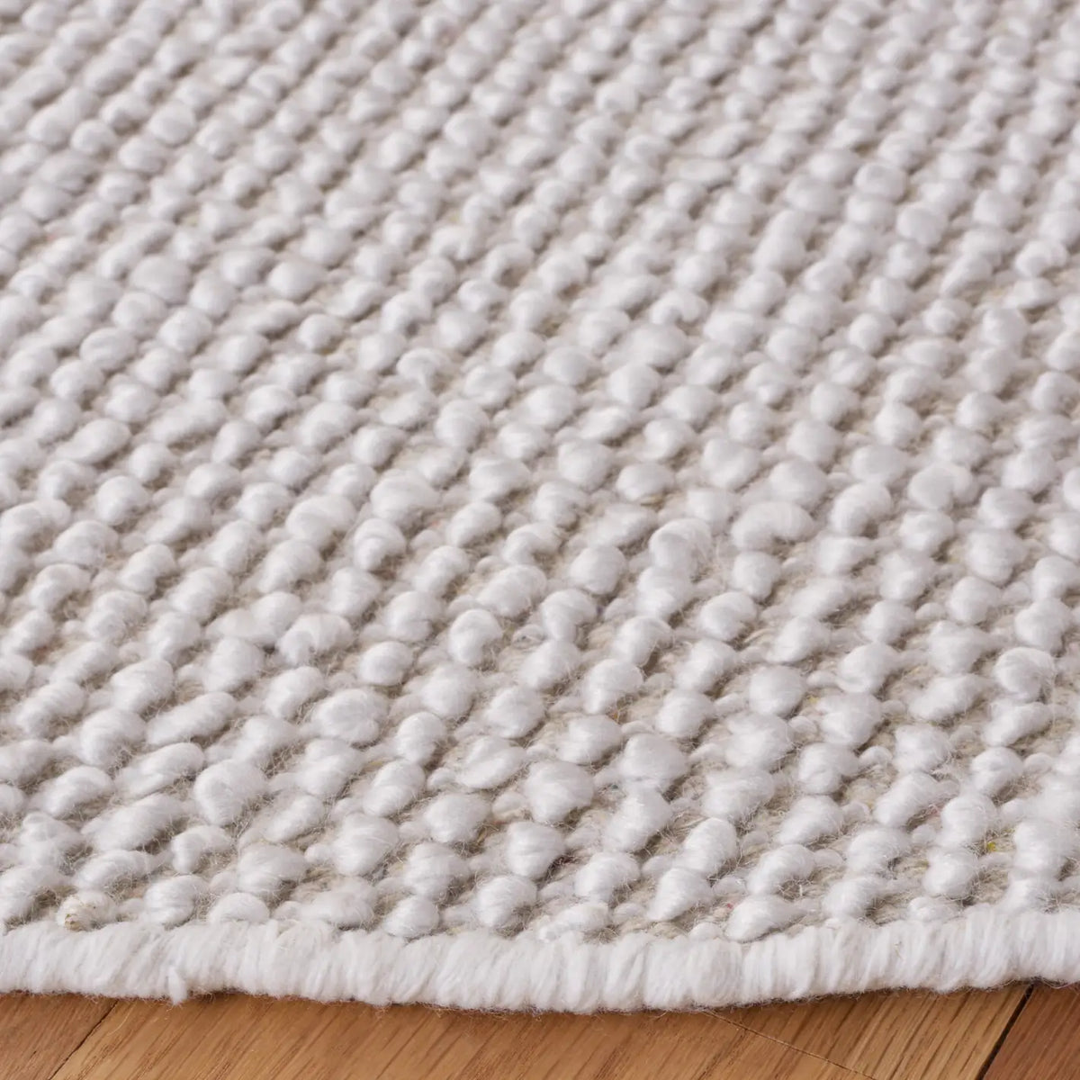 Safavieh Natura 6'-0" x 6'-0" Rug in Ivory / Brown