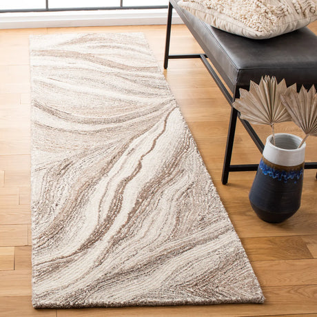 Safavieh Metro 2'-3" x 8'-0" Rug in Ivory / Brown