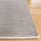 Safavieh Vermont 4'-0" x 6'-0" Rug in Brown