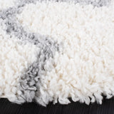 Safavieh Fontana Shag  800 6'-7" x 6'-7" Rug in Cream / Grey