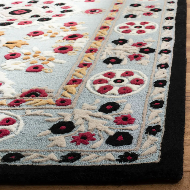 Safavieh Bellagio 5'-0" x 8'-0" Rug in Light Blue / Black