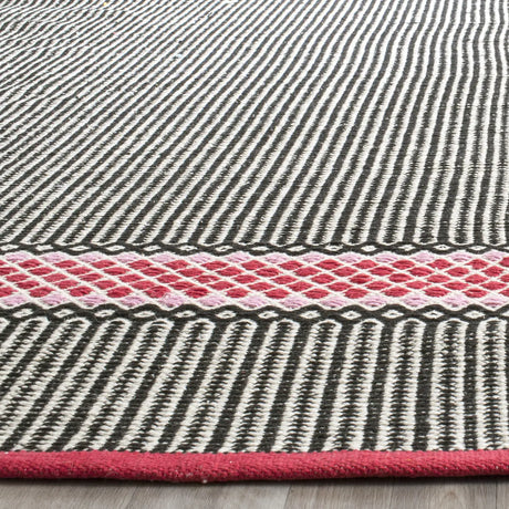 Safavieh Montauk 8'-0" x 10'-0" Rug in Light Pink / Multi