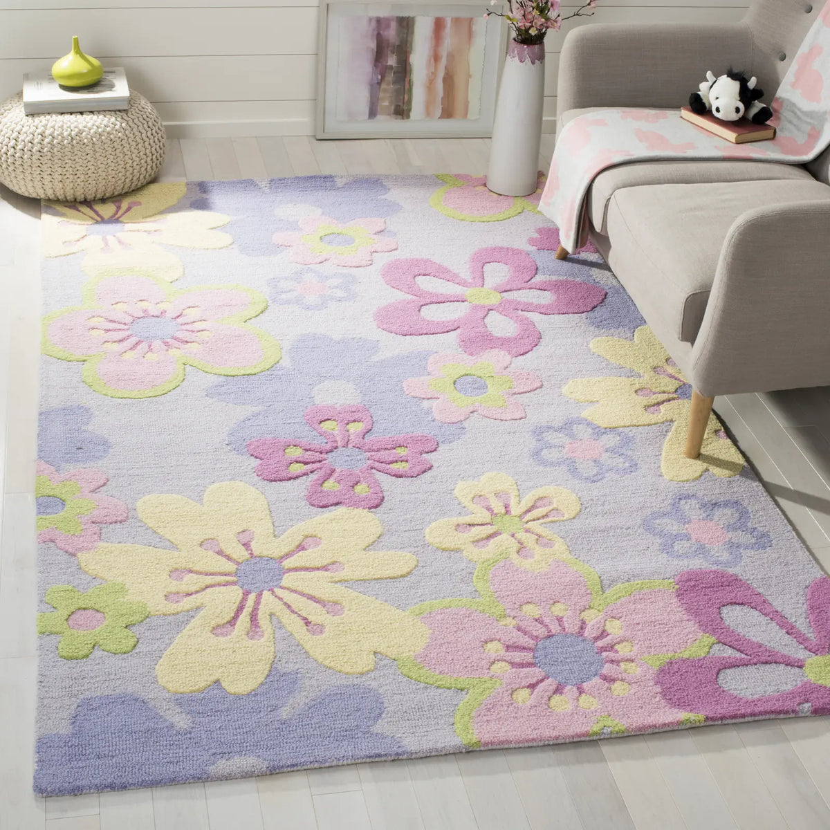 Safavieh Safavieh Kids 4'-0" x 6'-0" Rug in Multi
