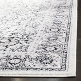 Safavieh Skyler 5'-1" x 7'-6" Rug in Grey / Ivory