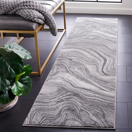 Safavieh Meadow 500 2'-0" x 8'-0" Rug in Grey