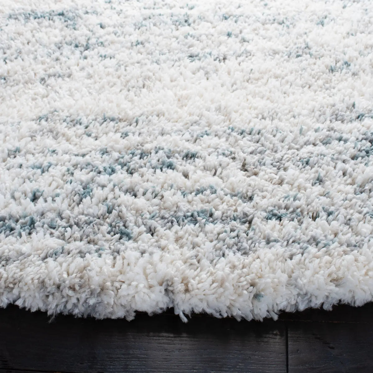 Safavieh Fontana Shag  800 10'-0" x 10'-0" Rug in Ivory / Teal