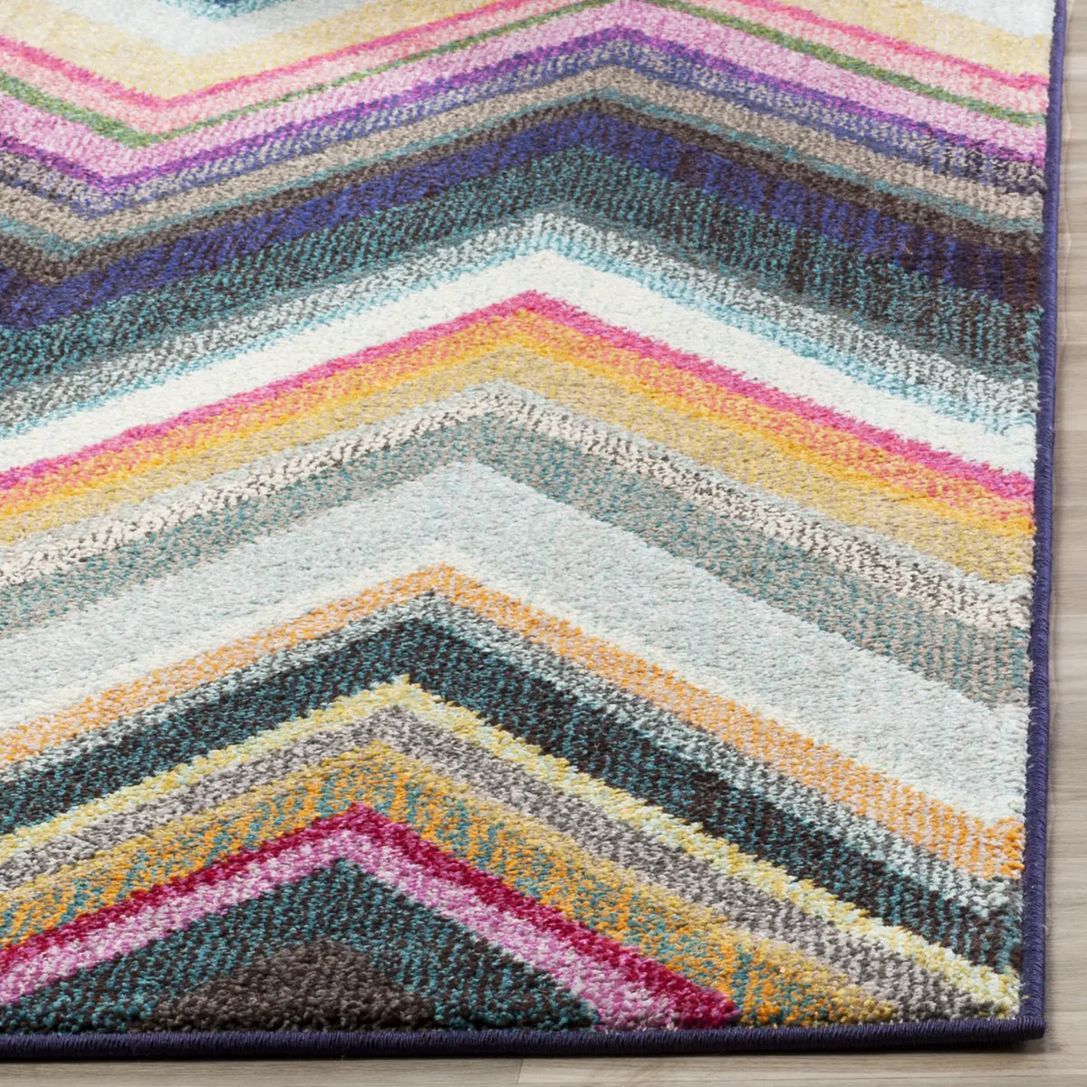 Safavieh Monaco 5'-1" x 7'-7" Rug in Multi