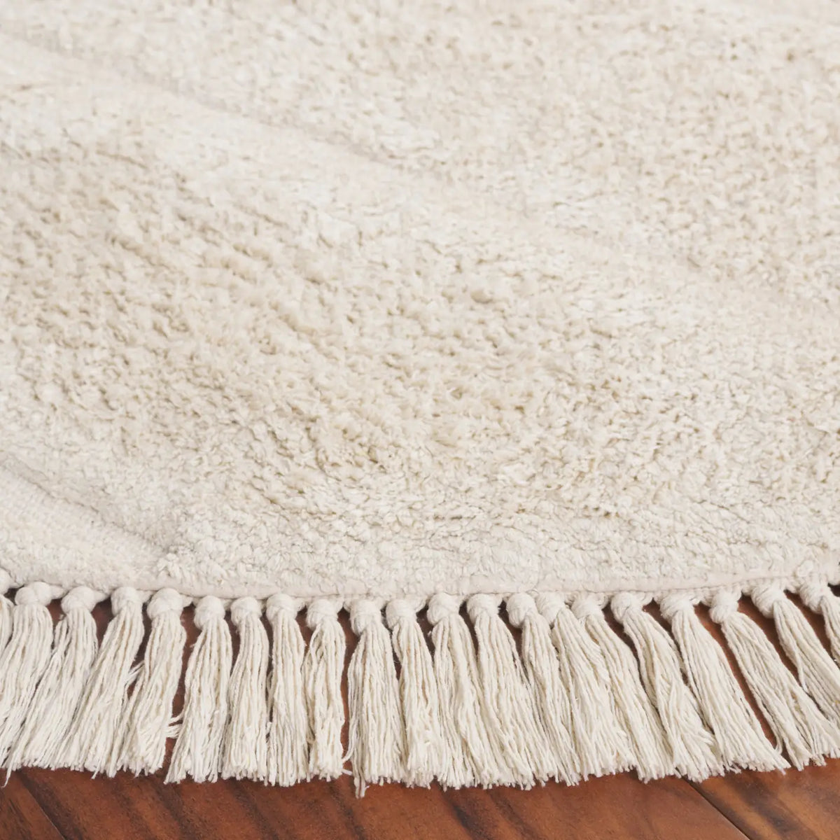 Safavieh Easy Care 6'-0" x 6'-0" Rug in Ivory