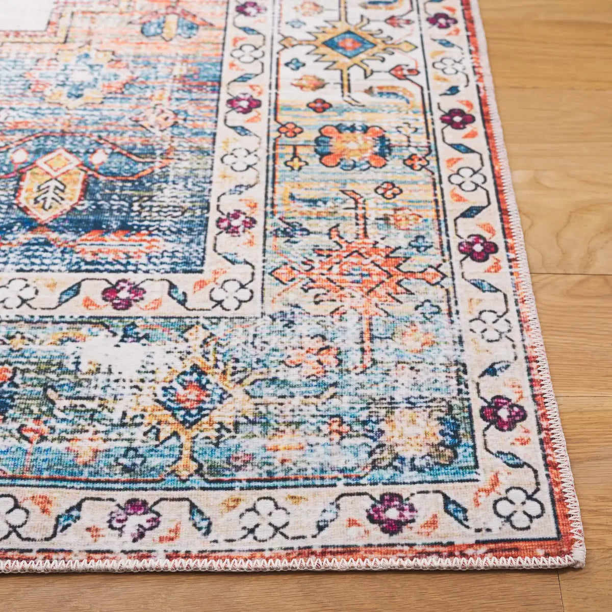 Safavieh Arizona 4'-0" x 6'-0" Rug in Rust / Beige