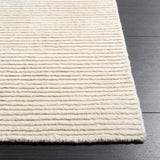 Safavieh Himalaya 4'-0" x 6'-0" Rug in Ivory