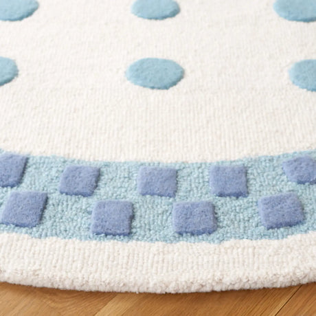Safavieh Safavieh Kids 5'-0" x 5'-0" Rug in Ivory / Blue