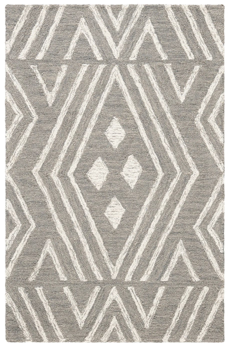Safavieh Micro-Loop 2'-6" x 4'-0" Rug in Grey / Ivory